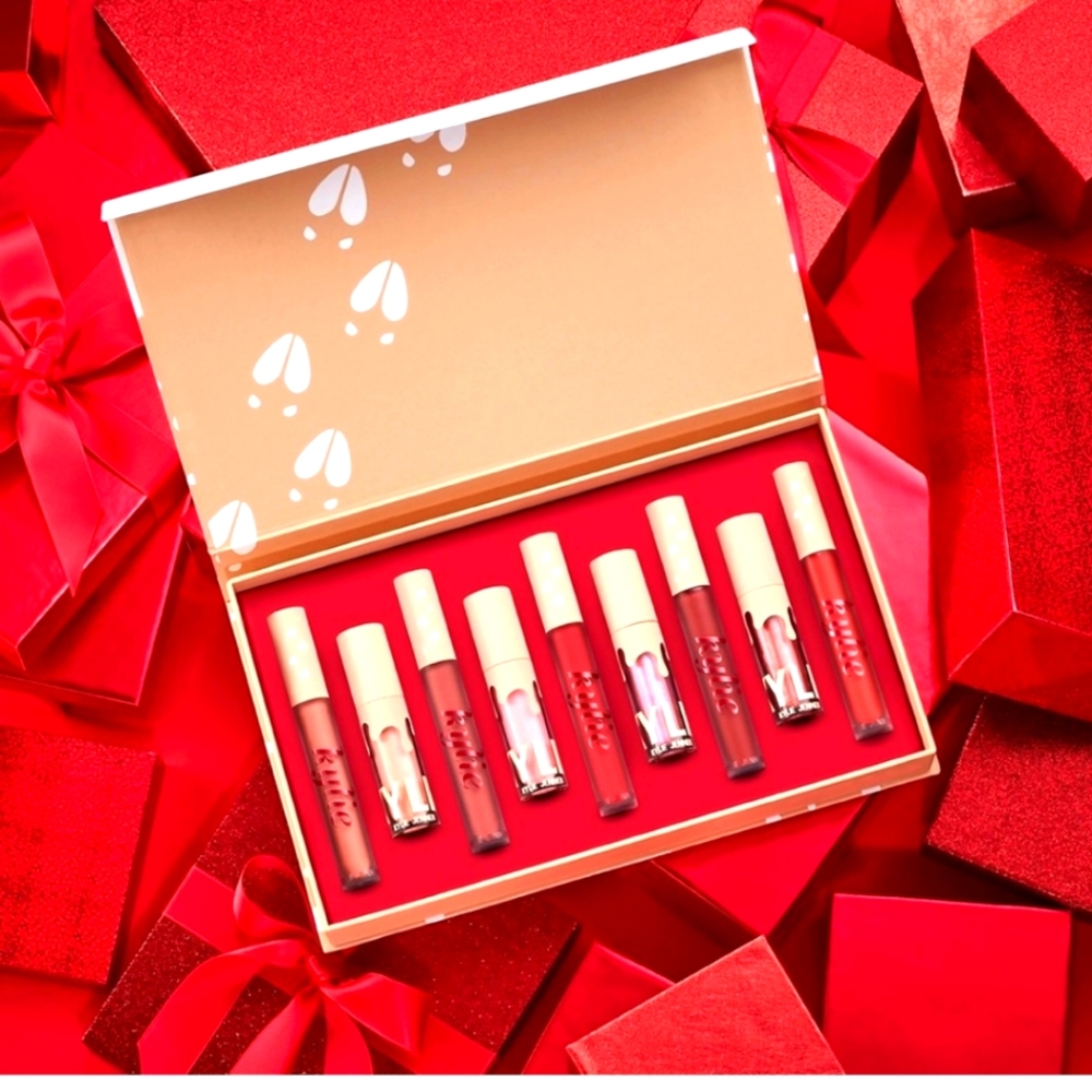 the 4 mattes and 1 liquid matte